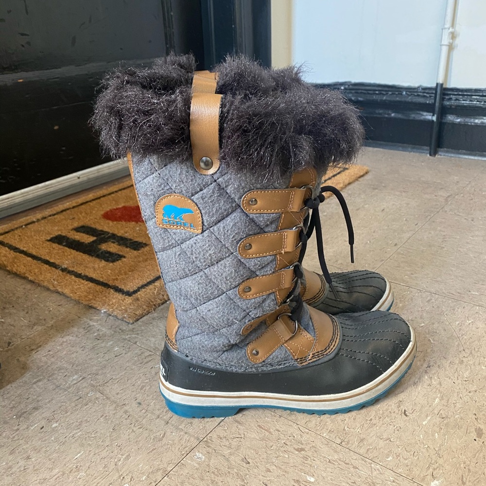 Sorel winter boots